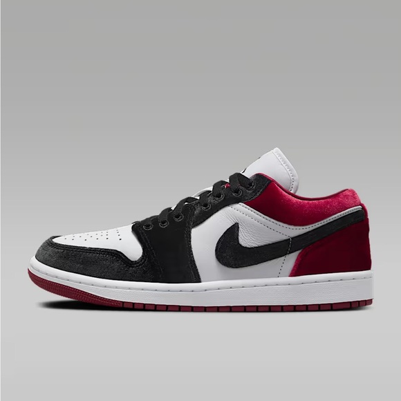 Air Jordan 1 Low SE - size 8 - Picture 1 of 11